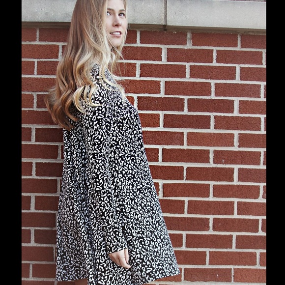 Show Me Your MuMu Dresses & Skirts - NEW LISTING‼️SHOW ME YOUR MUMU Slip Dress